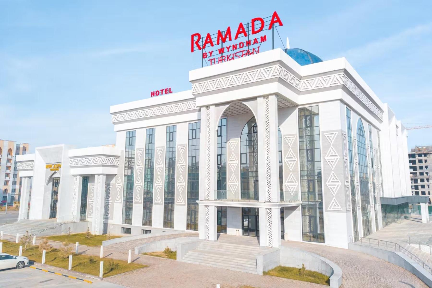 Ramada By Wyndham Turkistan Hotel Exterior foto